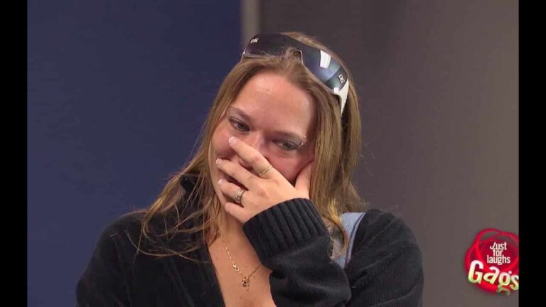 vehiculo choca edificio y lo derrumba