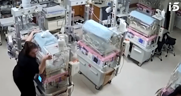 Turquia: Enfermeras salvaguardando las vidas de sus pequeños pacientes