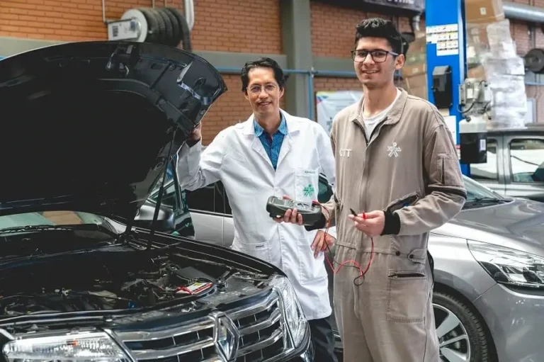 Último Día para Inscribirse en las Convocatorias del SENA 2025